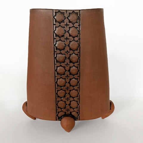 Stoneware vessel in natural tan clay color with patterned stripe down the middle and three feet by Yoshi Fujii at Cottage Curator - Sperryville VA Art Gallery